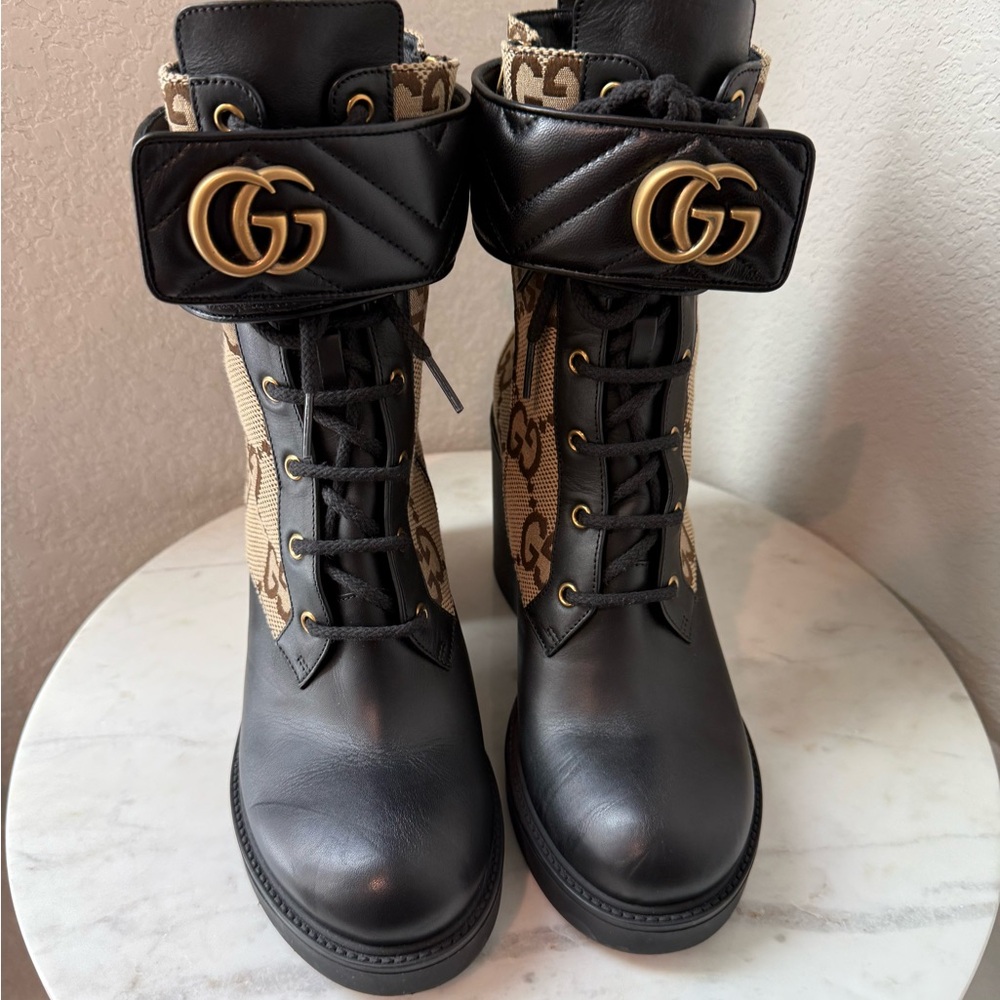 Gucci Women's Black and Brown Lace-Up Boots